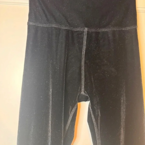 Beyond Yoga Velvet Motion High Waisted Midi Legging - Picture 4 of 6